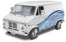 Revell 1/24 '77 Chevrolet® Van | REV85-7221