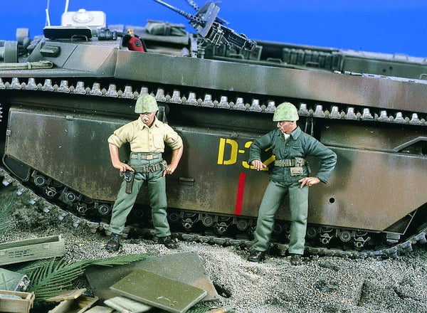 Verlinden 1/35 Marines WWII Checking Out  | VER1871