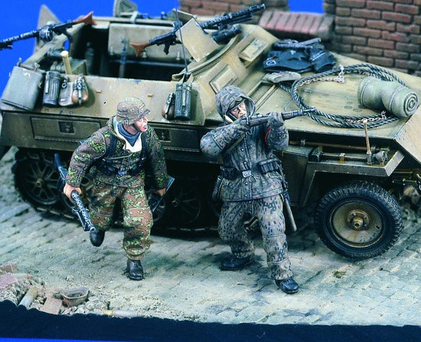 Verlinden 1/35 Cover Me!  | VER1929