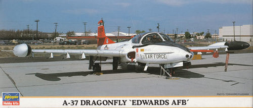 Hasegawa 1/72 Cessna A-37 Dragonfly 'Edwards AFB'  00374