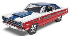 Revell 1/25 Sox & Martin '67 Plymouth GTX | REV85-4916