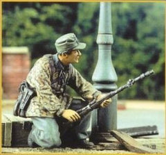 Nemrod 1/35 German Soldier with Rifle Grenade  | 35011